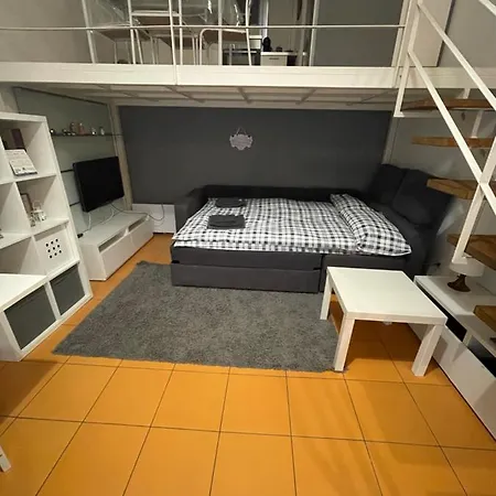 Milo-metro Loft *