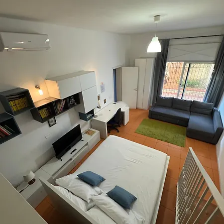 Milo-metro Loft Catane